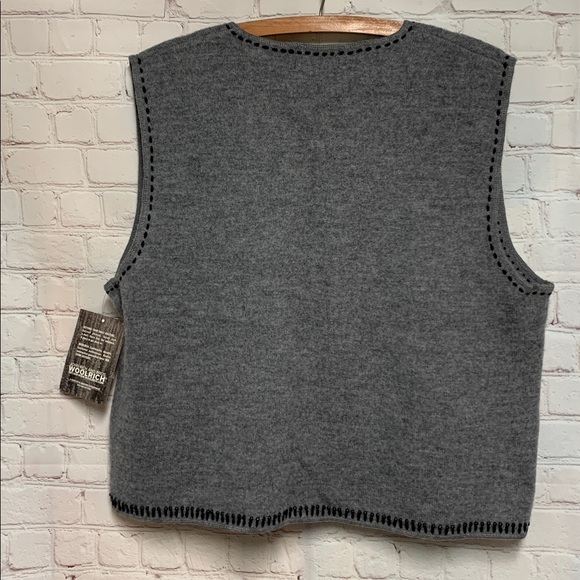 NEW Vtg Woolrich Gray Penguin Knit Vest with Wooden Toggle Size XL - Picture 8 of 9